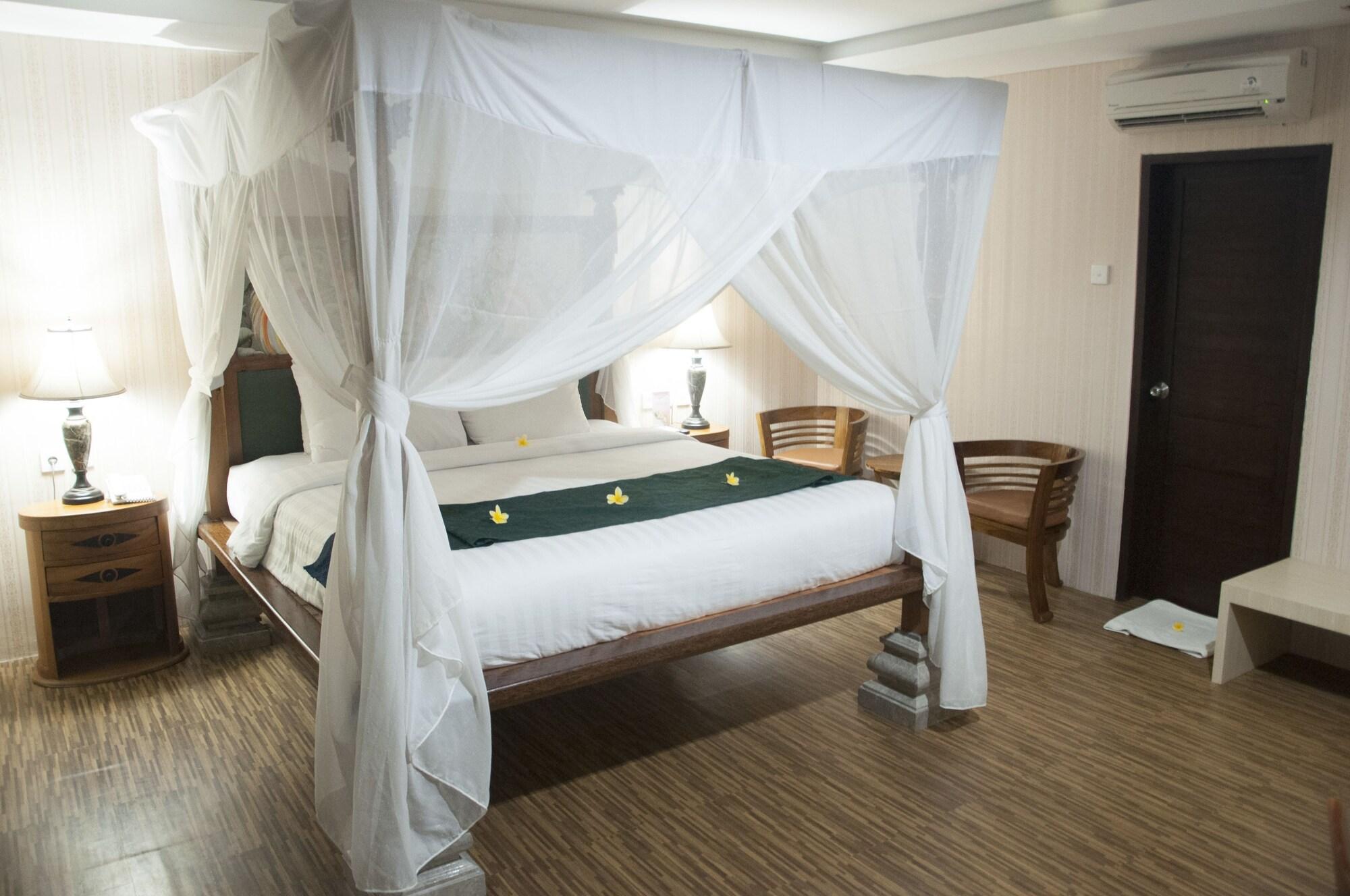 Puri Saron Senggigi Hotel Экстерьер фото