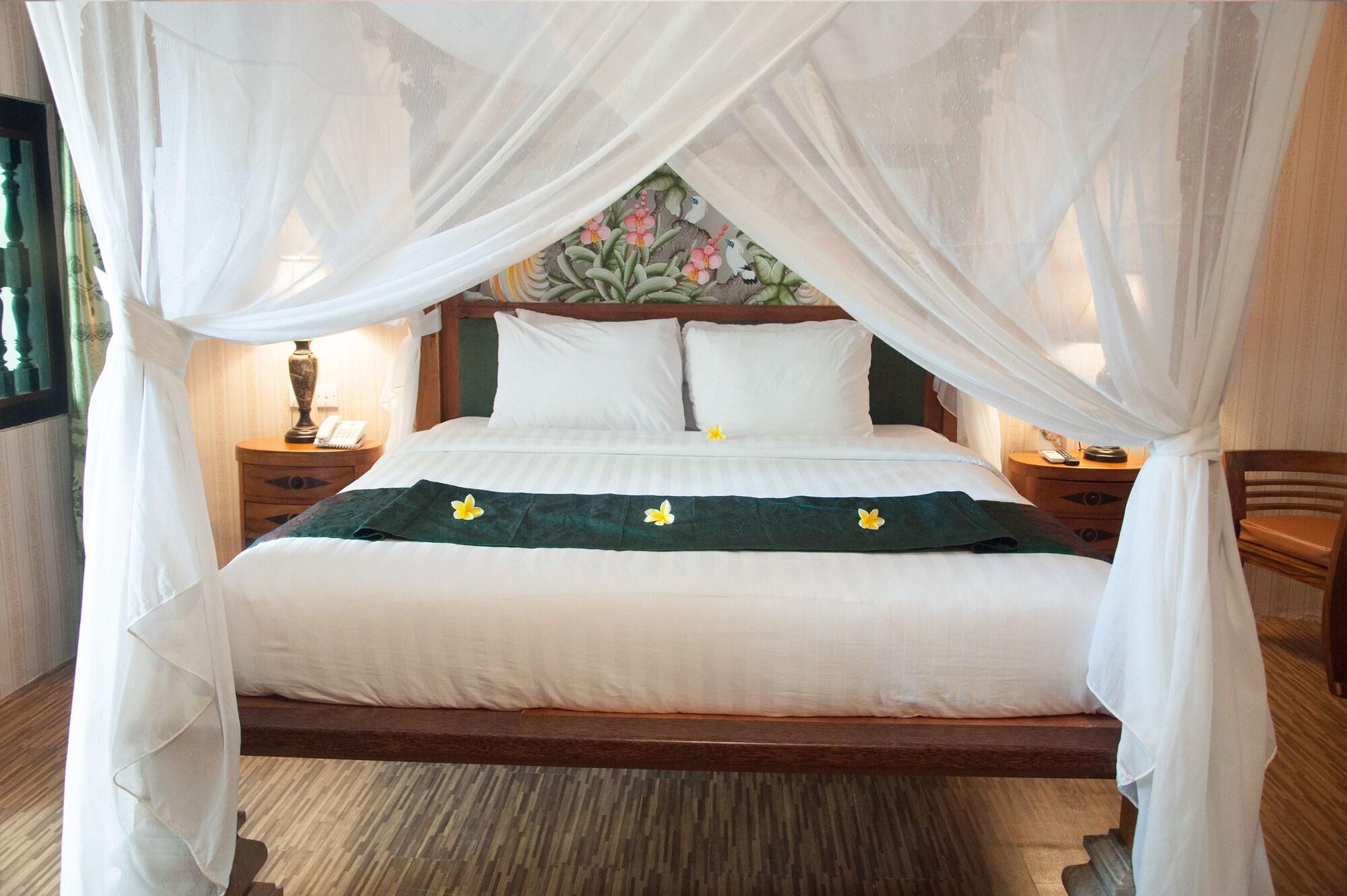 Puri Saron Senggigi Hotel Экстерьер фото